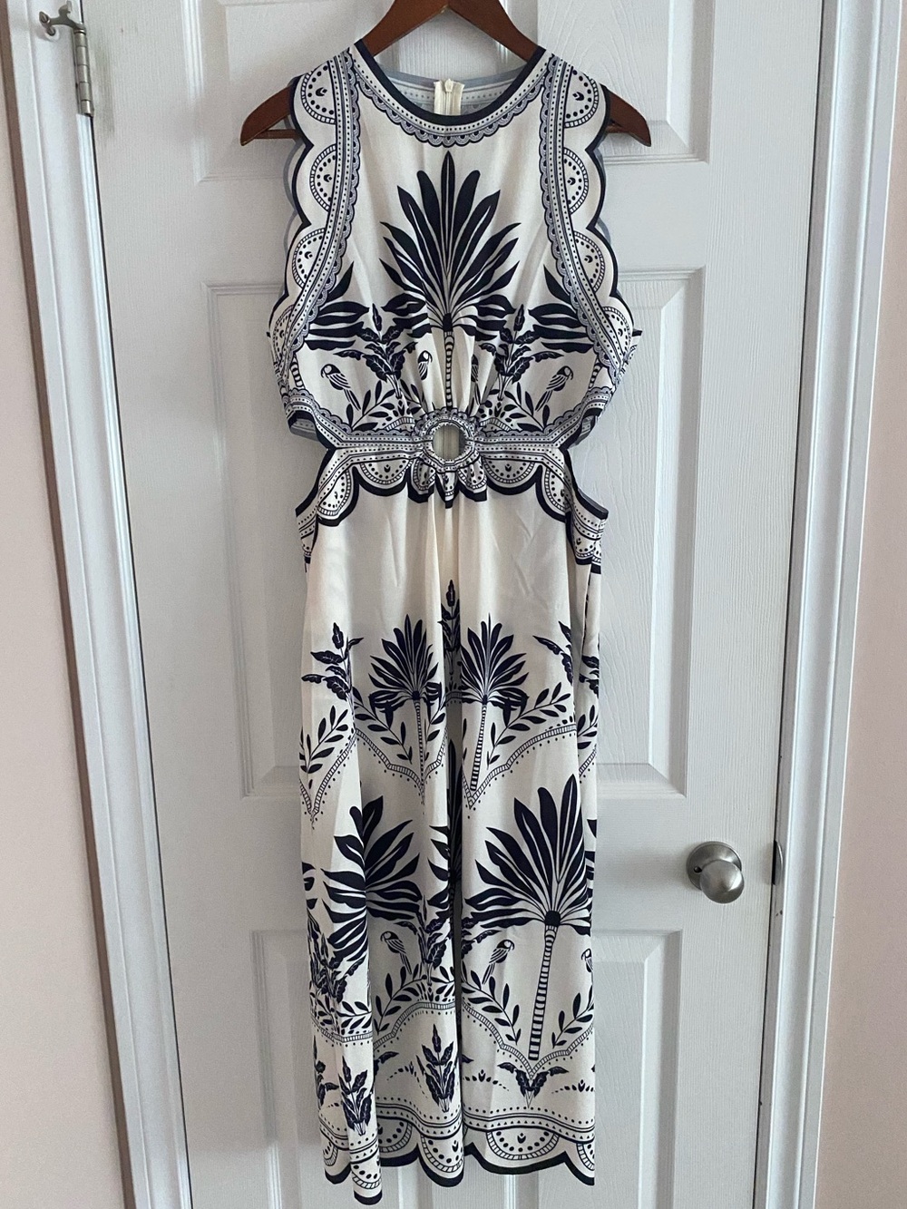 Commense White and Black Sleeveless Midi Dress with Cutout and Ring Detail